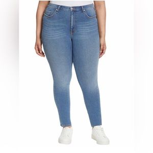 Gloria Vanderbilt Ladies' Super Stretch Skinny Jean, size L (12-14), Inseam 29”